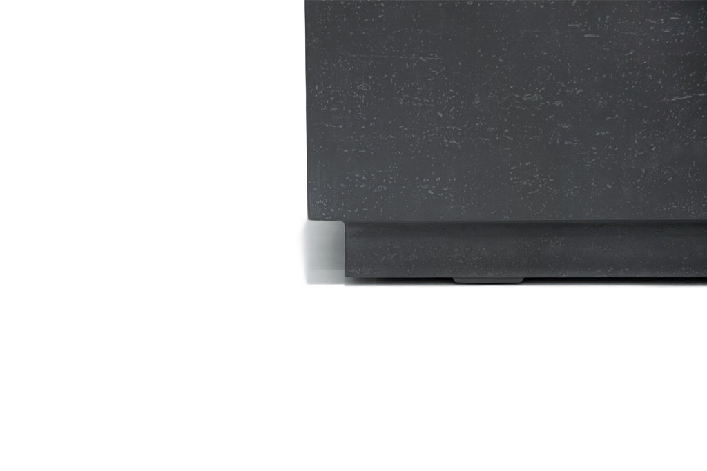 Elementi Andes in Dark Gray, supplier studio photo